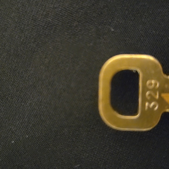 Louis Vuitton Gold Padlock Jewelry - Picture 3 of 3